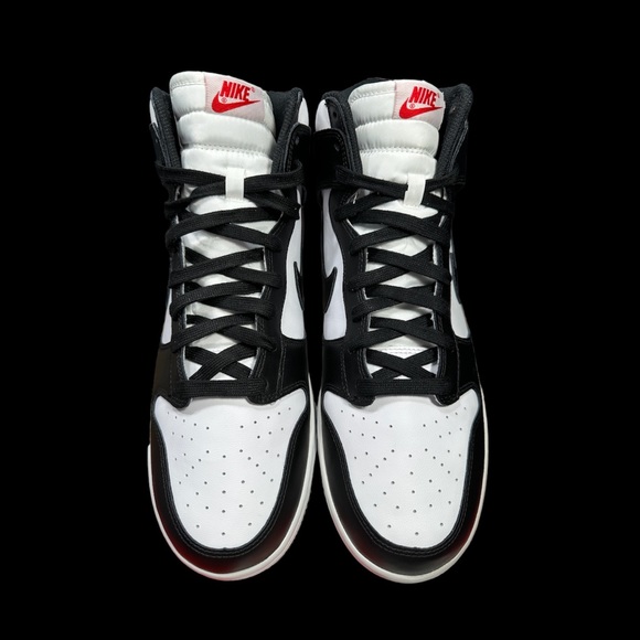 Nike Dunk Panda (2021) - Picture 3 of 6